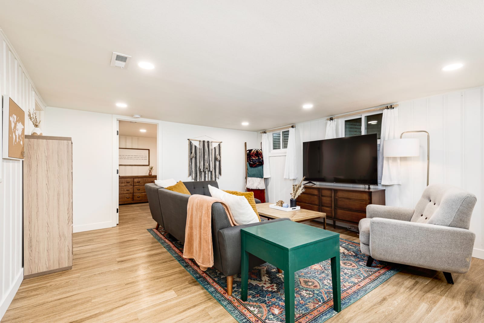 Fully Furnished 3-BR Basement Unit in Platt Park photo 2