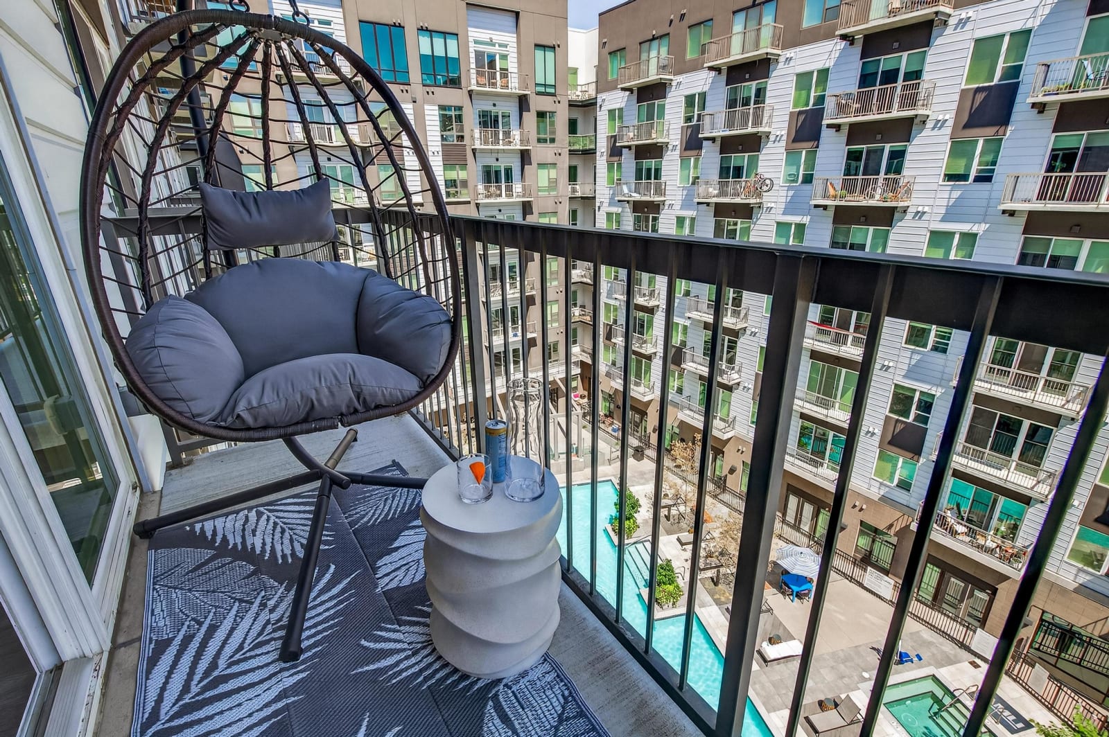 Luxe RiNo 1 BR | Gym + Parking photo 2