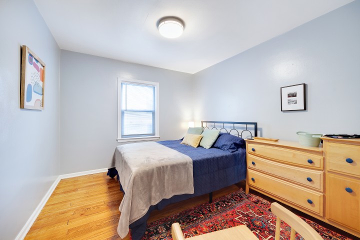 West Plaza Furnished Duplexes--Mid-term leases photo 4