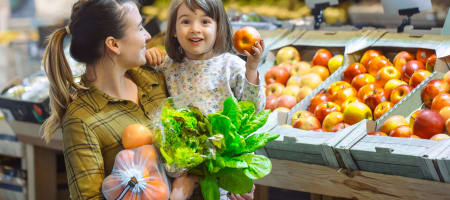 Aumente as vendas do seu mercado com alimentos sazonais