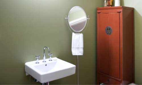 Floating bathroom vanity