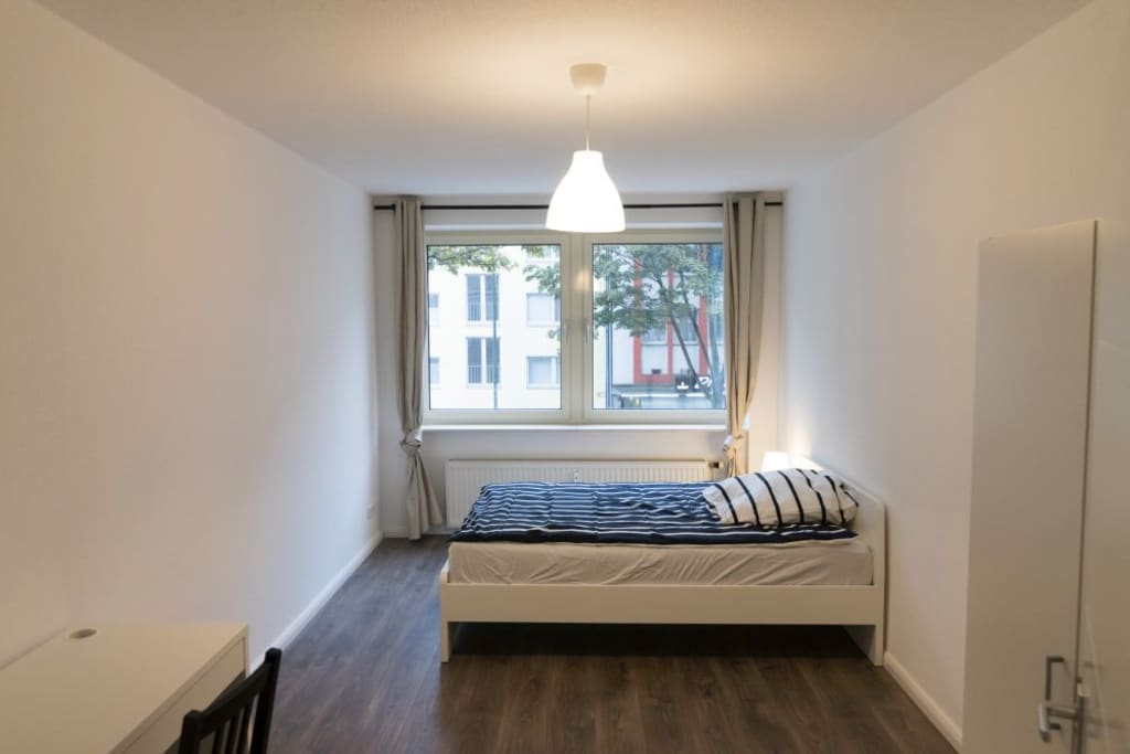 Rent 5 rooms apartment Düsseldorf | Studio | Düsseldorf | Private Room in Stadtmitte, Dusseldorf | Hominext