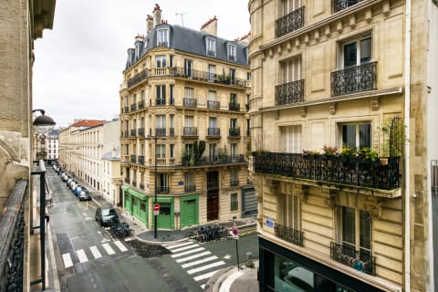 The Best Coworking Office for Rent on 42 avenue Montaigne, Paris 8