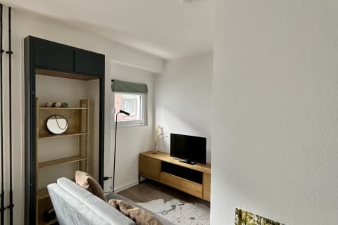 Charming studio apartment right on Rudolfplatz