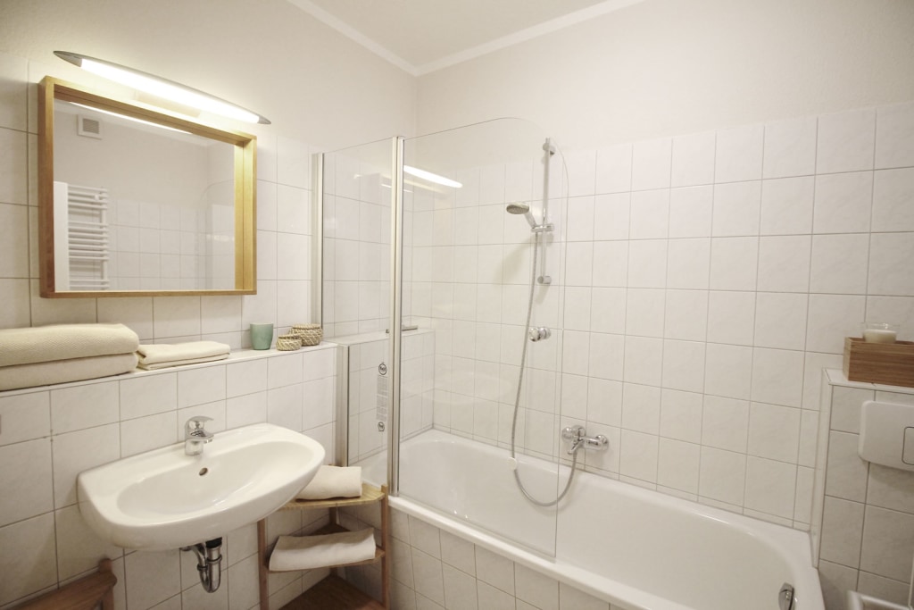 Miete 1 Zimmer Wohnung Berlin | Ganze Wohnung | Berlin | Zentrales Studio-Apartment mit Balkon in Mitte rund um die Torstraße | Hominext