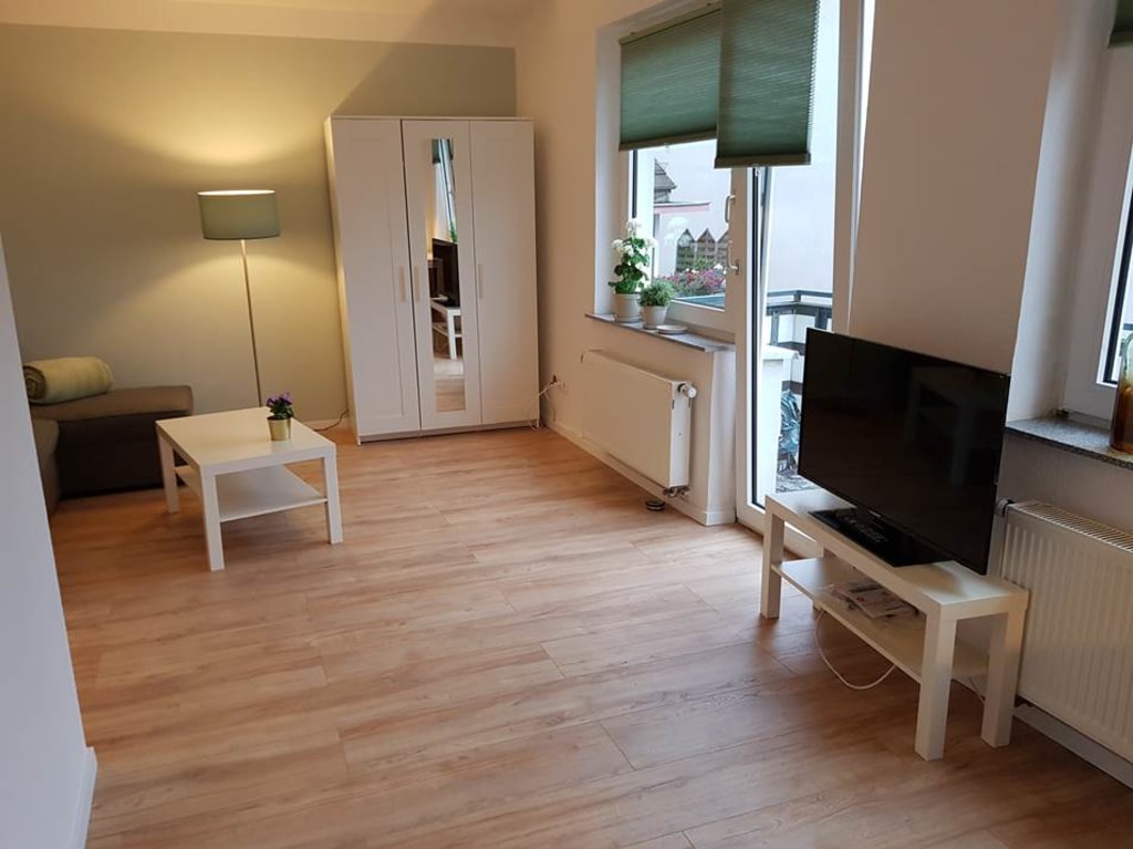 Rent 1 room apartment Wetter (Ruhr) | Entire place | Wetter (Ruhr) | 1-Zi-Wohnung, 35qm, mit Loggia, Kabel-TV, WLAN, komplett eingerichtet, Reinigungsservice, Nähe Harkortsee | Hominext