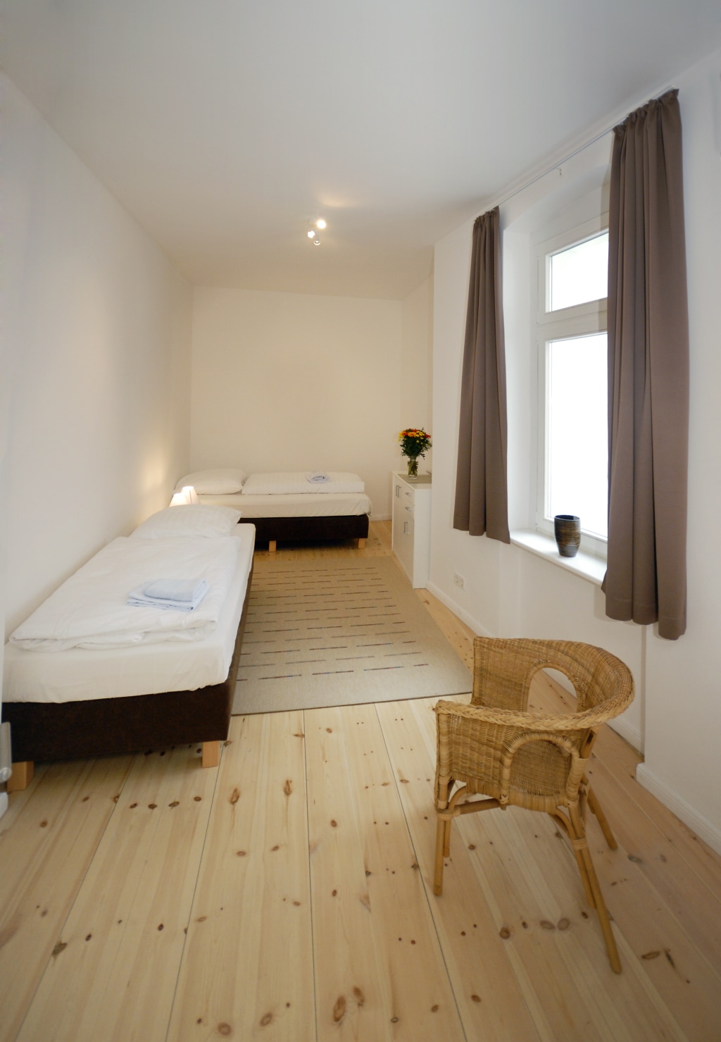 Rent 3 rooms apartment Berlin | Entire place | Berlin | 3-Zimmer-Wohnung im Kollwitzkiez für bis zu 6 Personen | Hominext