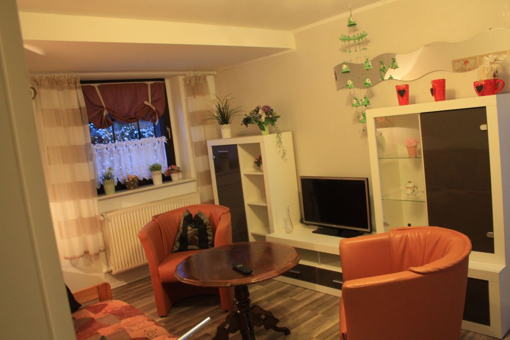 Rent 2 rooms apartment Dresden | Entire place | Dresden | Romantik-Landhaus | Hominext