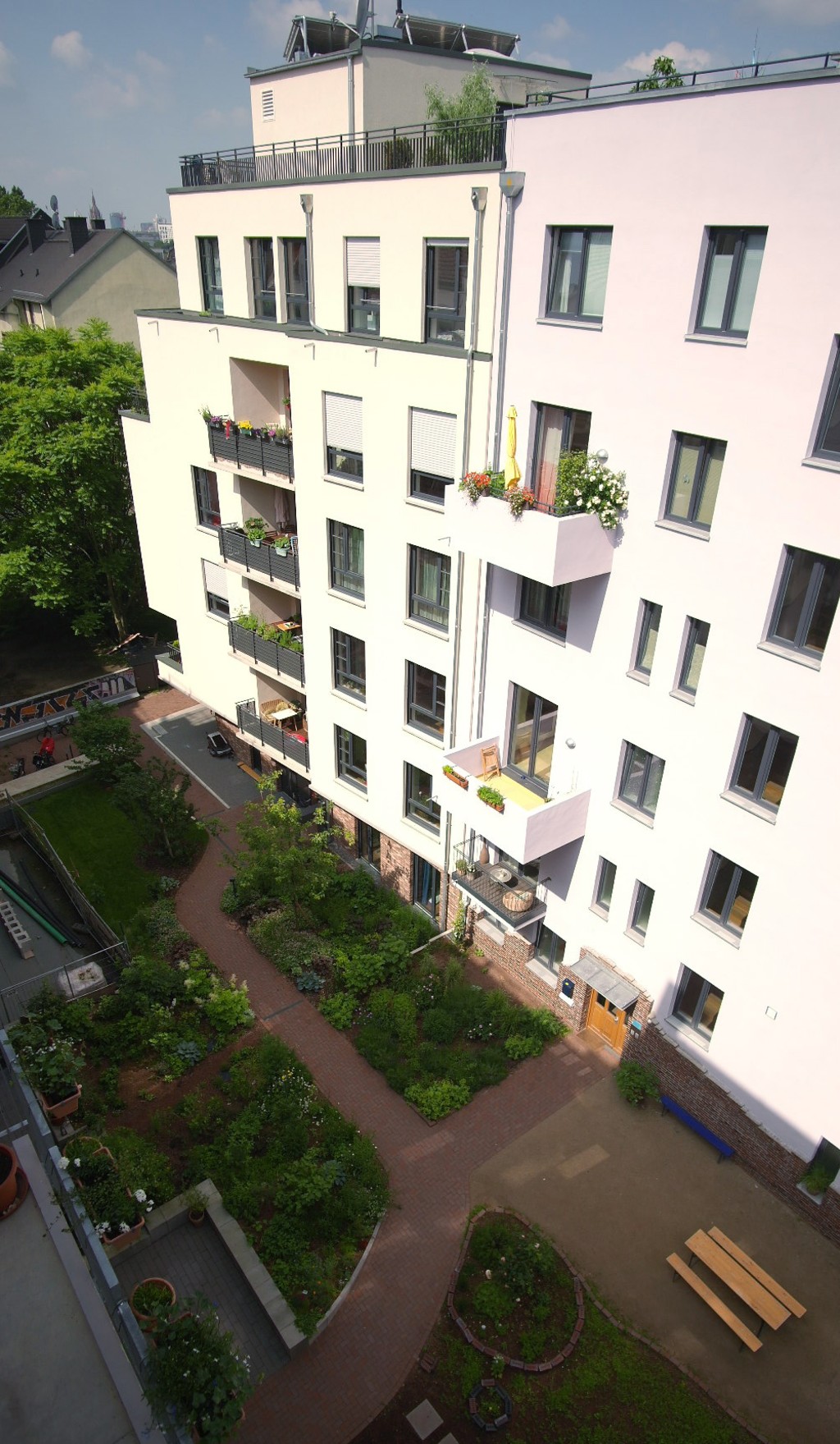 Rent 1 room apartment Frankfurt am Main | Entire place | Frankfurt am Main | möblierte Wohnung in Stadthaus mit 8 Wohneinheiten - Nähe Bergerstrasse/Merianplatz | Hominext