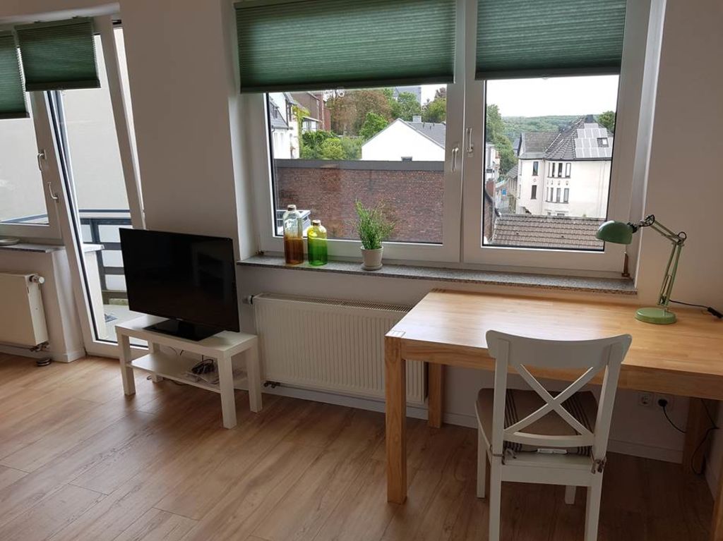 Rent 1 room apartment Wetter (Ruhr) | Entire place | Wetter (Ruhr) | 1-Zi-Wohnung, 35qm, mit Loggia, Kabel-TV, WLAN, komplett eingerichtet, Reinigungsservice, Nähe Harkortsee | Hominext