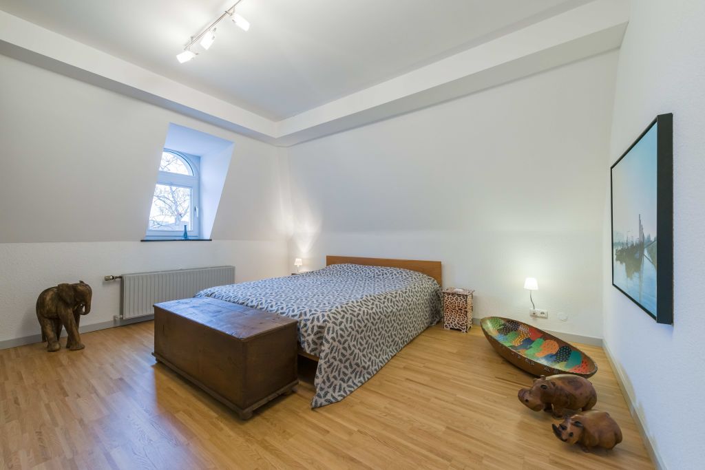 Miete 2 Zimmer Wohnung Essen | Ganze Wohnung | Essen | serviced, 85qm, excellent ausgestattet, ruhig und verkehrsgünstig, Dachterrasse | Hominext