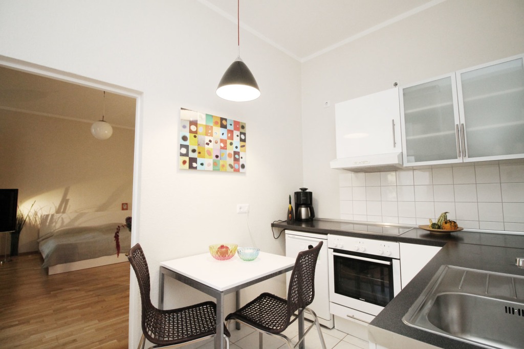 Miete 1 Zimmer Wohnung Berlin | Ganze Wohnung | Berlin | Zentrales Studio-Apartment mit Balkon in Mitte rund um die Torstraße | Hominext