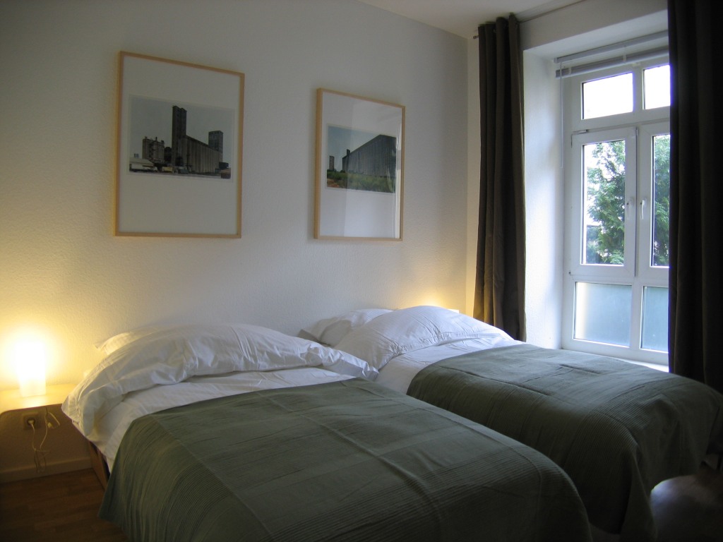 Rent 1 room apartment Berlin | Entire place | Berlin | Zentrale, helle Altbauwohnung am Mariannenplatz | Hominext