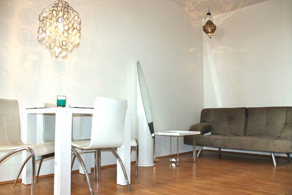 Miete 1 Zimmer Wohnung Berlin | Ganze Wohnung | Berlin | Gemütliches Apartment mit Terrasse im Herzen Berlins | Hominext