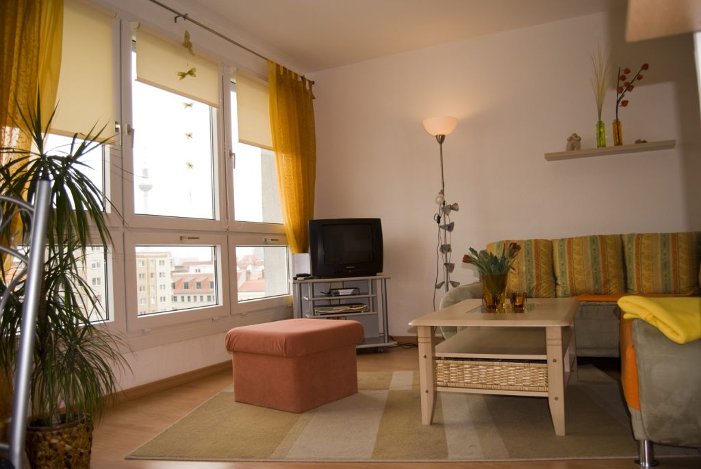 Rent 2 rooms apartment Berlin | Entire place | Berlin | 3-Zimmer -Wohnung mit 2 Schlafzimmern | Hominext