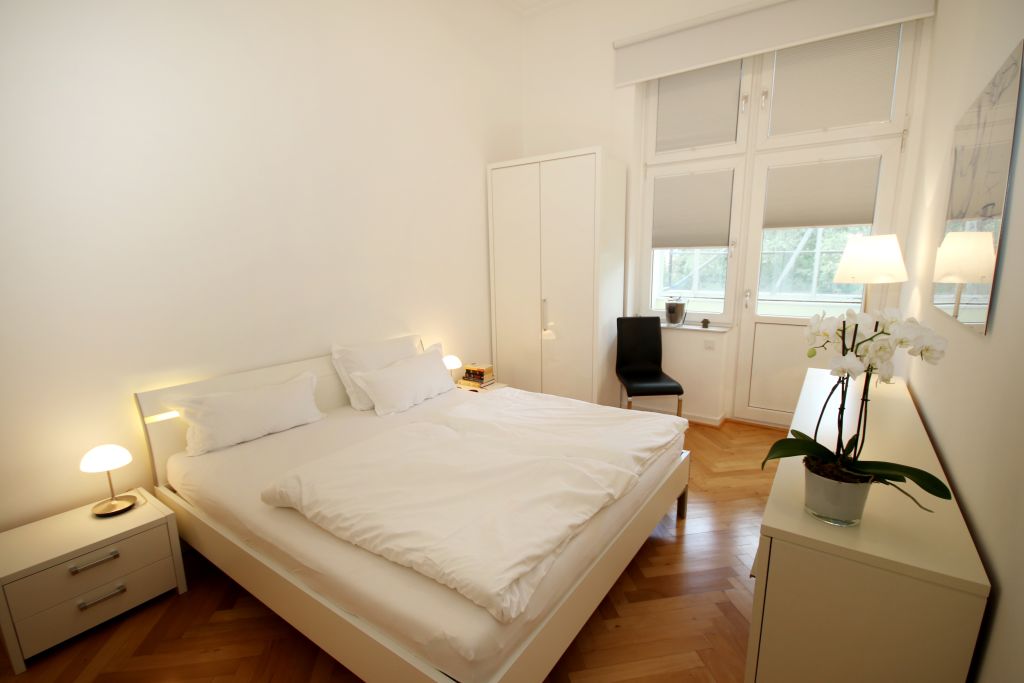 Rent 1 room apartment Düsseldorf | Entire place | Düsseldorf | Schicke, hochwertig sanierte 2-Raum-Wohnung in Düsseldorf-Düsseltal-Zoo | Hominext