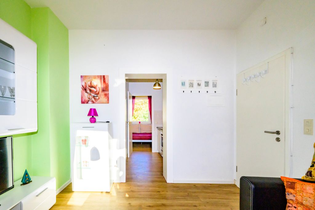 Rent 1 room apartment Bonn | Entire place | Bonn | Großartige & stilvolle Wohnung mit guter Verkehrsanbindung | Hominext