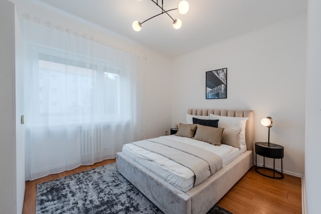 Miete 3 Zimmer Wohnung Berlin | Ganze Wohnung | Berlin | Natürliches Licht & Stil: Geräumige 2-Zimmer-Wohnung mit Balkon | Hominext