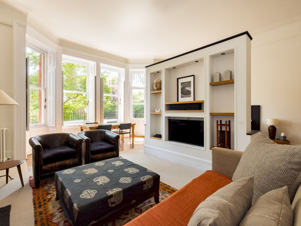 Flat 4, 65 Harrington Gardens, London, SW7 4JZ