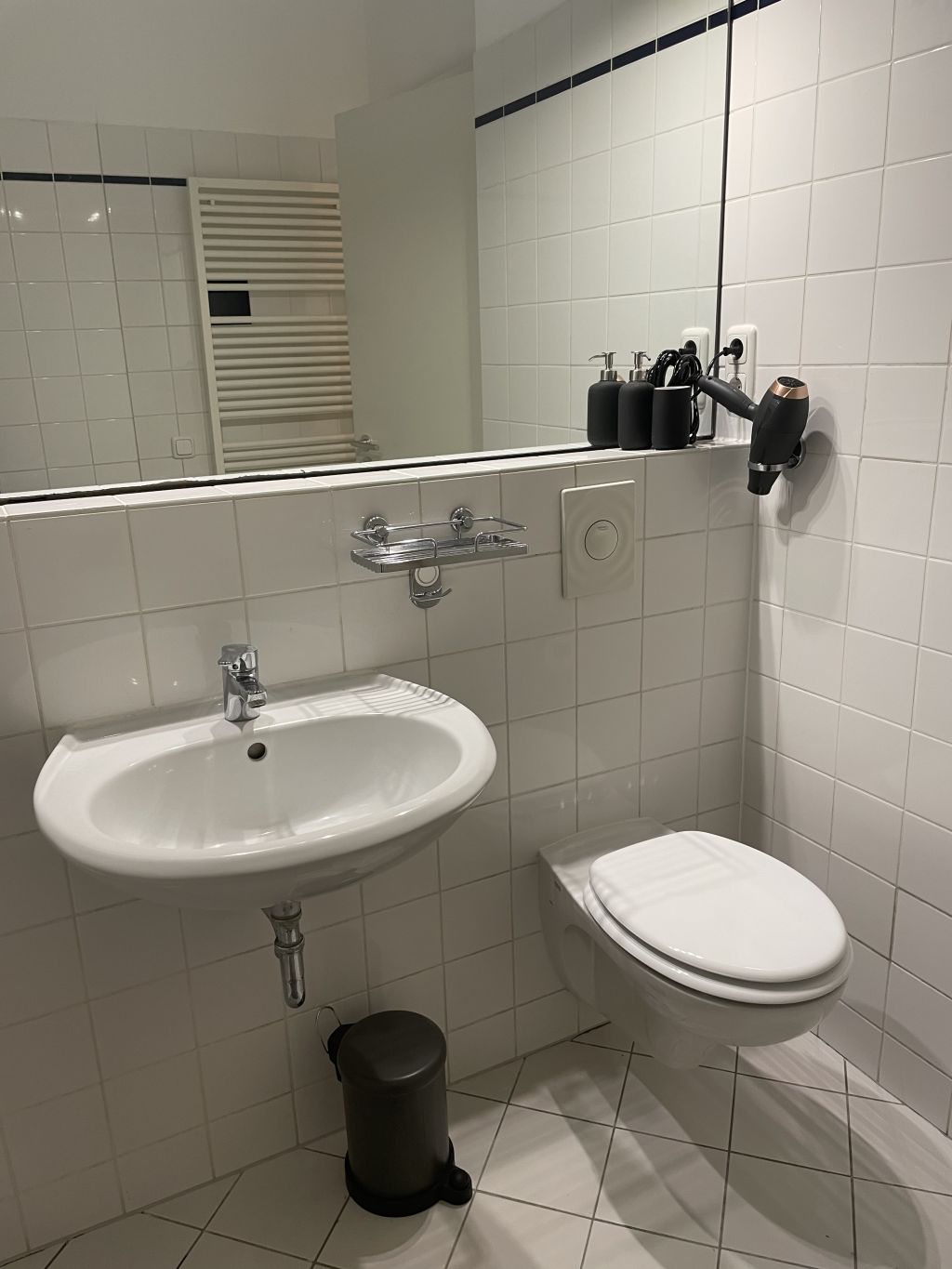 Rent 2 rooms apartment Berlin | Entire place | Berlin | Berlin Lichterfelde  2 SZ direkt am Teltowkanal | Hominext