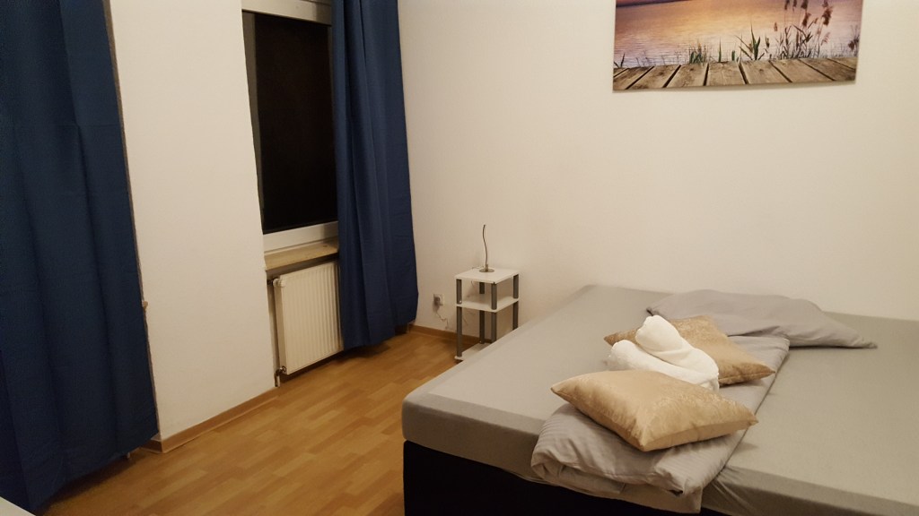 Rent 4 rooms apartment Wuppertal | Entire place | Wuppertal | Apartment am Unteren-Nützenberg | Hominext