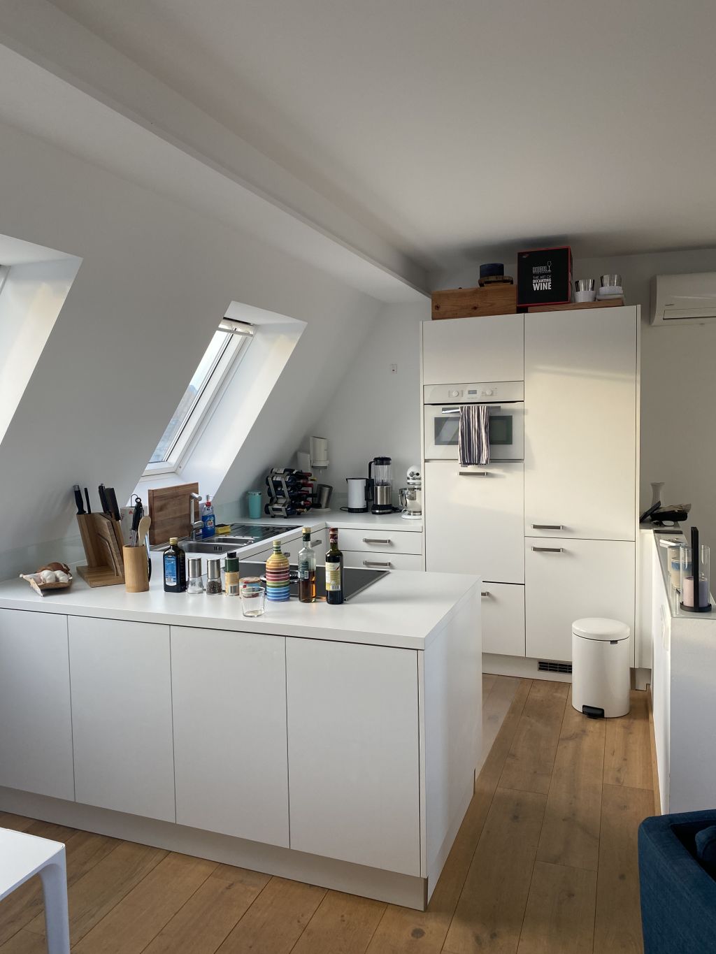 Miete 2 Zimmer Wohnung Köln | Ganze Wohnung | Köln | Luxus-Dachgeschoss Wohnnung mit tollem Balkon | Hominext