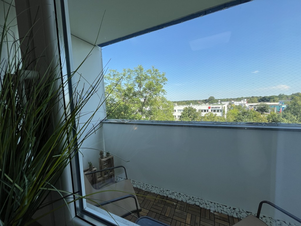 Miete 1 Zimmer Wohnung Augsburg | Ganze Wohnung | Augsburg | Helles und freundlichesStudio mit Balkon und Blick ins Grüne,  zentrale Lage, top Anbindung | Hominext