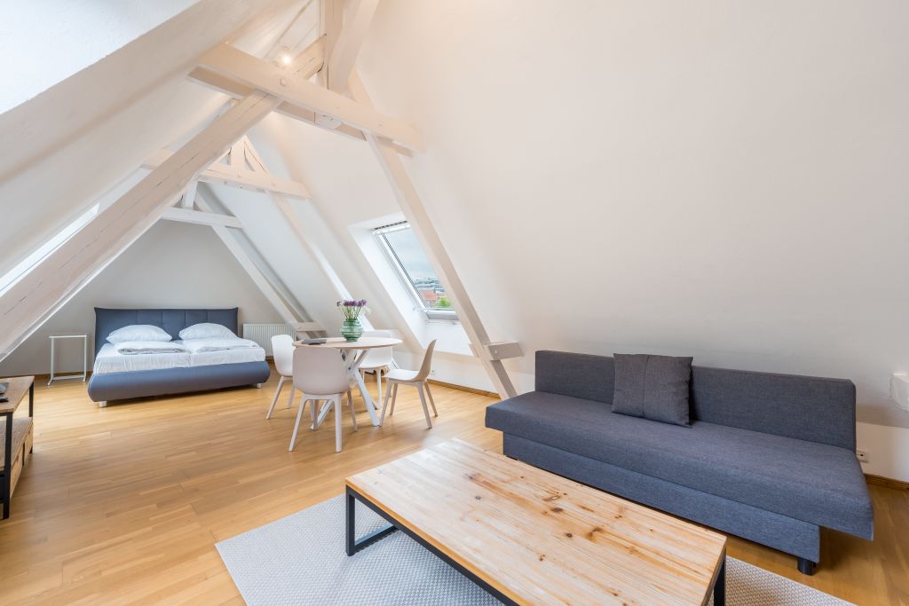 Miete 1 Zimmer Wohnung Berlin | Ganze Wohnung | Berlin | Einzigartiges Apartment mit Balkon in Mitte | Hominext