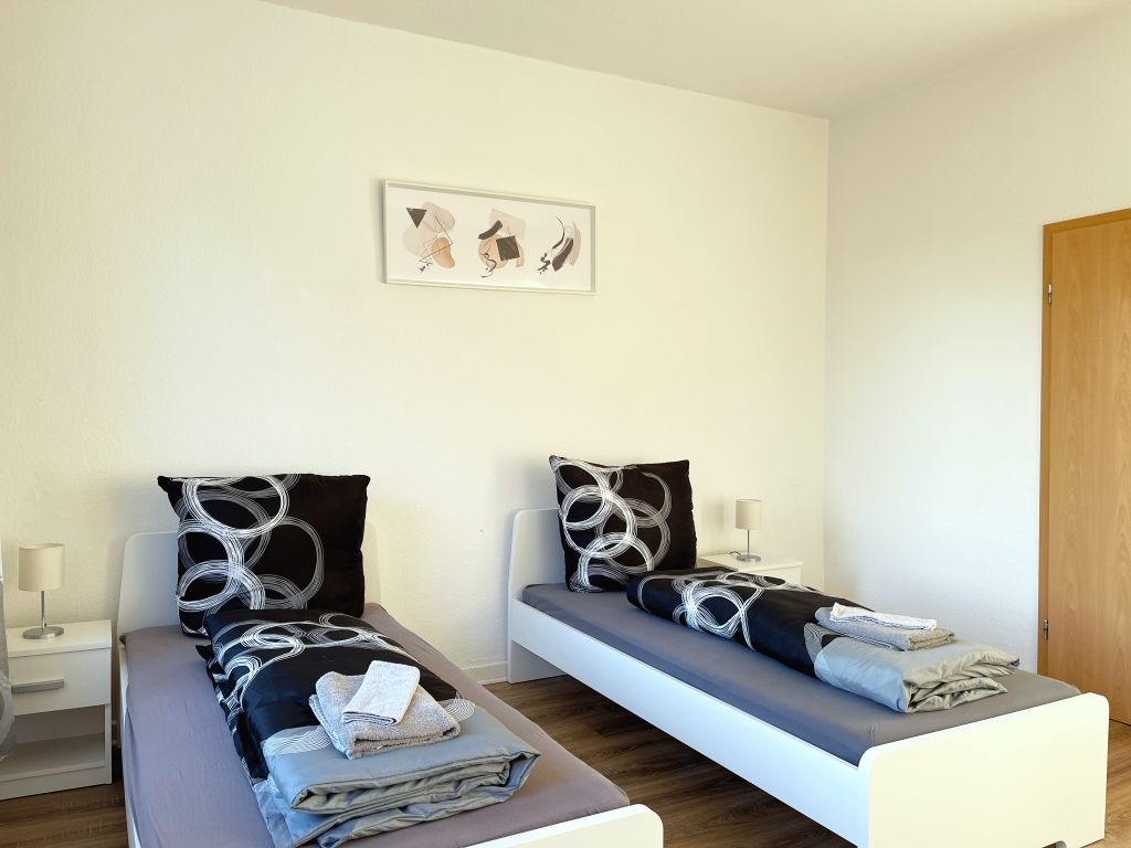 Miete 3 Zimmer Wohnung Osnabrück | Ganze Wohnung | Osnabrück | 6-Bett-Apartment für Monteur | Küche | Hominext