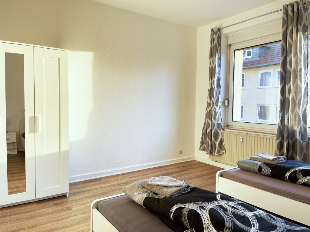 Miete 3 Zimmer Wohnung Osnabrück | Ganze Wohnung | Osnabrück | 6-Bett-Apartment für Monteur | Küche | Hominext