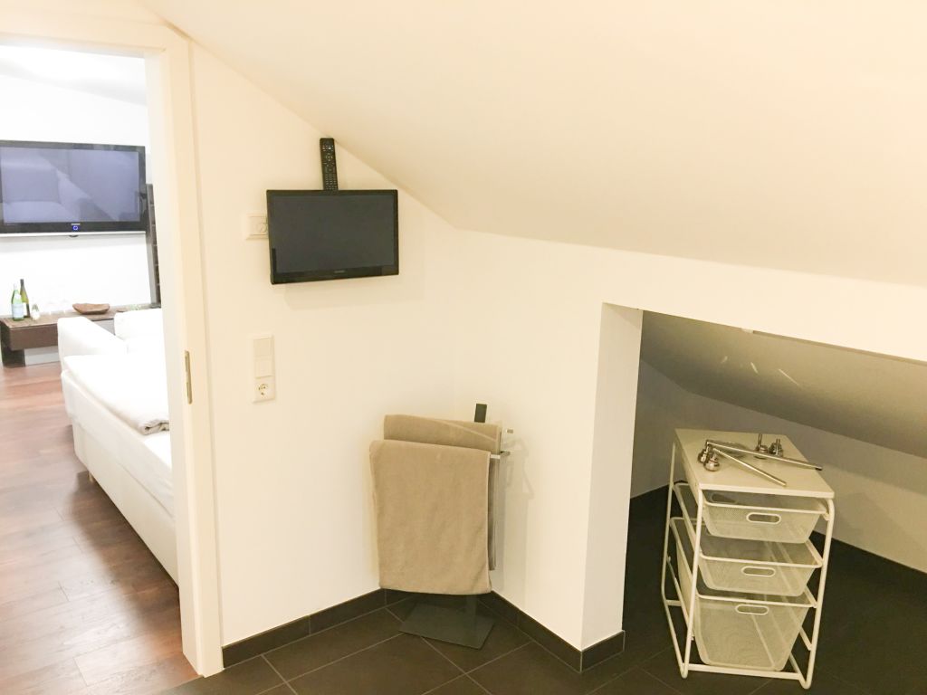 Miete 1 Zimmer Wohnung Mörlenbach | Ganze Wohnung | Mörlenbach | Business Apartment 37qm - hochwertig ausgestattet - Hektik im Job, Ruhe nach der Arbeit! | Hominext