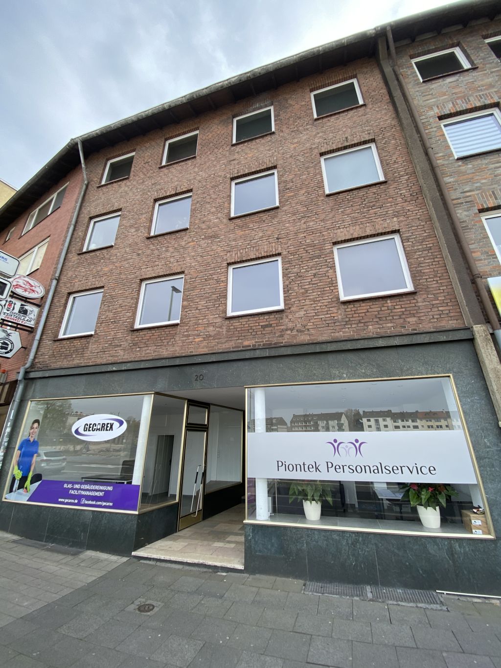 Miete 2 Zimmer Wohnung Duisburg | Ganze Wohnung | Duisburg | Topsanierte Wohnung im Zentrum (Fußgängerzone 2 Min) für bis zu 6 Personen - Erstbezug | Hominext