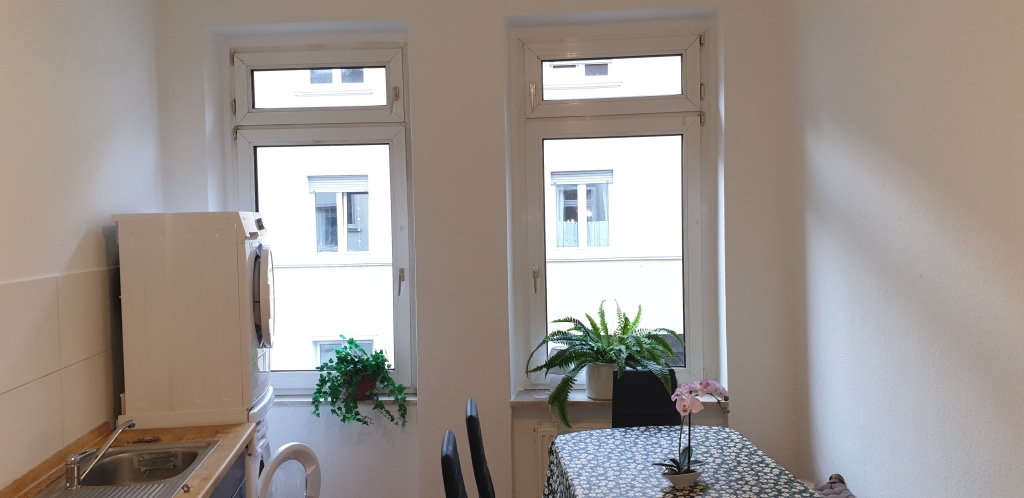 Rent 3 rooms apartment Bonn | Entire place | Bonn | Stilvolle Wohnung im Zentrum von Bonn | Hominext