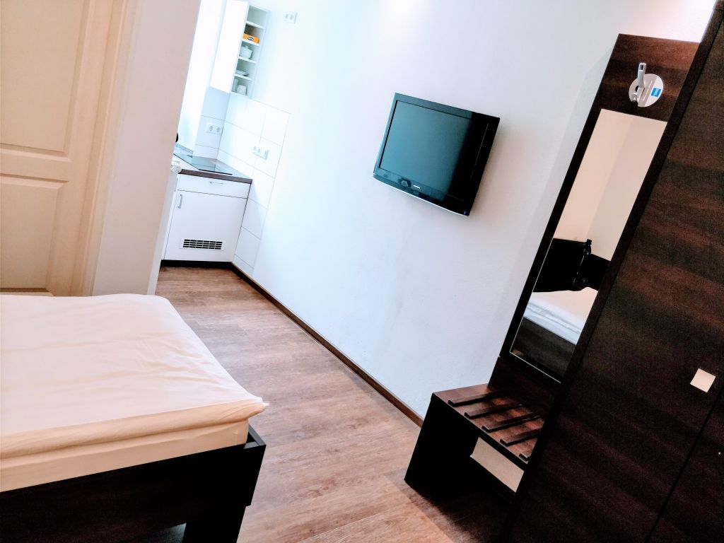 Miete 1 Zimmer Wohnung Schweinfurt | Ganze Wohnung | Schweinfurt | Gemütliches Einbett Studio | Hominext