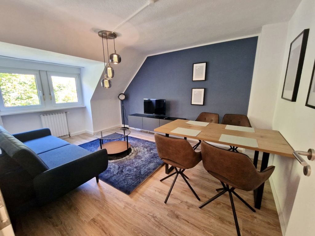 Rent 2 rooms apartment Wuppertal | Entire place | Wuppertal | Bis 4 Pers. 0,3 km zur City von Wuppertal – neuwertige Wohnung | Hominext