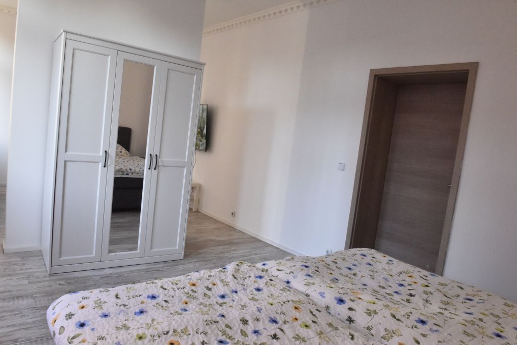 Rent 3 rooms apartment Wuppertal | Entire place | Wuppertal | Modernes, großes Apartment Wuppertal | Hominext