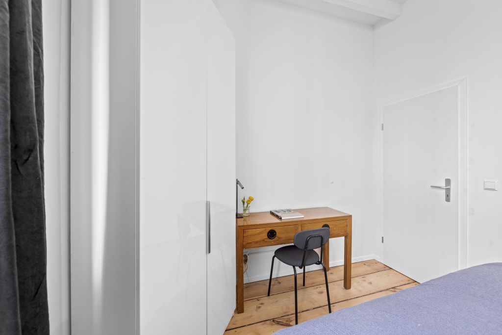 Rent 4 rooms apartment Berlin | Entire place | Berlin | gemütliche 5-Zimmer-Wohnung im Herzen von Berlin mit guter Verkehrsanbindung | Hominext