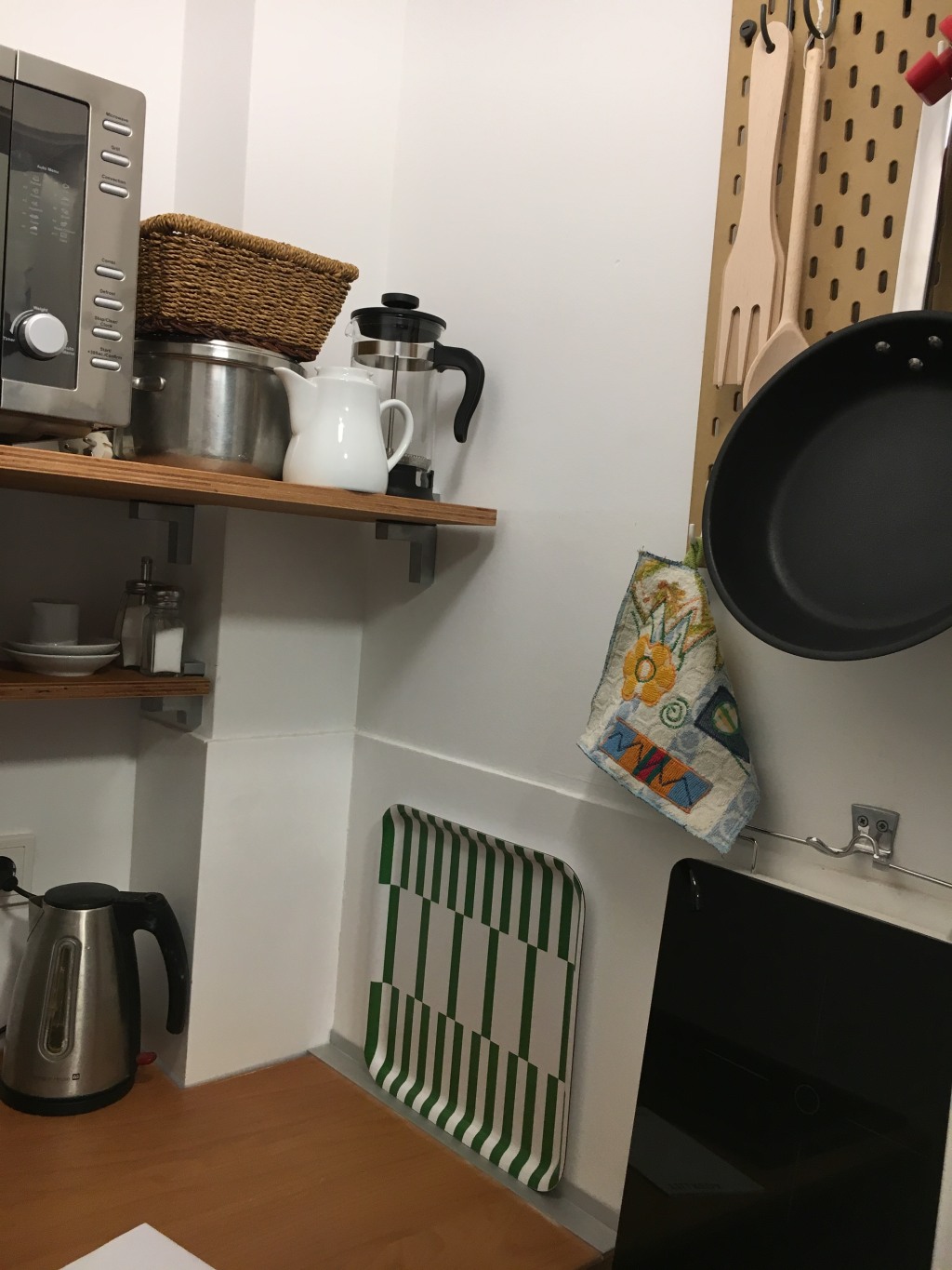 Rent 1 room apartment Oberursel (Taunus) | Entire place | Oberursel (Taunus) | 1 Zi-Apt., voll möbliert und ausgestattet in Oberursel nach Frankfurt | Hominext