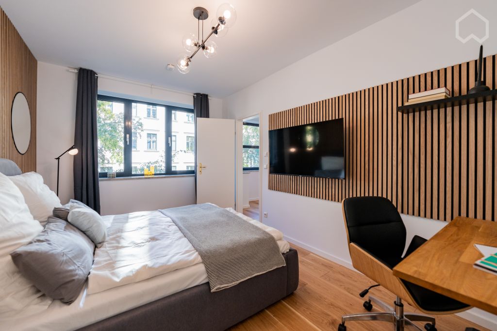 Rent 1 room apartment Berlin | Entire place | Berlin | Kürzlich renovierte möblierte 2-Zimmer-Wohnung in Charlottenburg mit Schreibtisch | Hominext