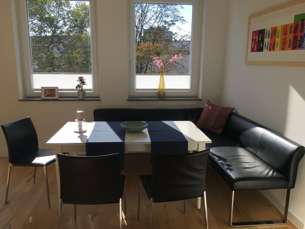 Miete 1 Zimmer Wohnung Düsseldorf | Ganze Wohnung | Düsseldorf | Top zentral in Düsseldorf, Kernsaniert, Top ausgestattet mit großem Südbalkon | Hominext