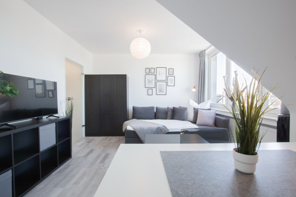 Miete 1 Zimmer Wohnung Düsseldorf | Ganze Wohnung | Düsseldorf | *****Wohnen über den Dächern von Düsseldorf***** | Hominext