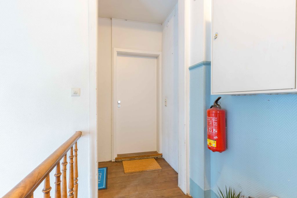 Rent 3 rooms apartment Stuttgart | Studio | Stuttgart | Privates Zimmer mit Dachschrägen in einer Coliving-Wohnung | Hominext