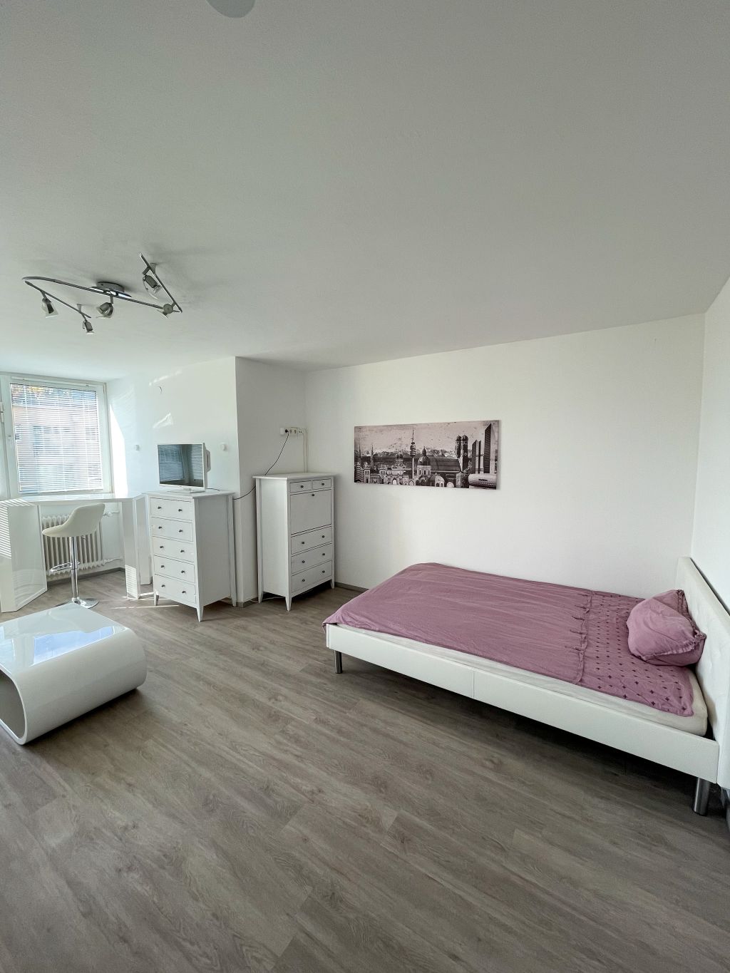 Miete 1 Zimmer Wohnung München | Ganze Wohnung | München | Schöne 1.5 Zimmer-Wohnung im Münchener Westend | Hominext