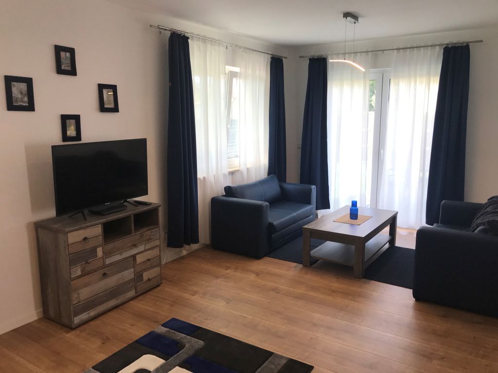 Rent 1 room apartment Berlin | Entire place | Berlin | Neu erbaute Villa mit zwei wunderschön separaten Wohnungen in Berlin-Pankow | Hominext