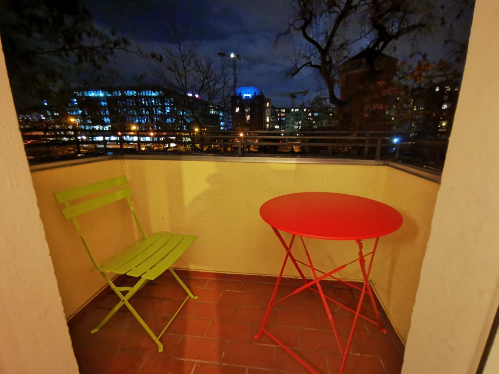 Rent 2 rooms apartment Berlin | Entire place | Berlin | Gemütlich Wohnung mit Balkon | Hominext