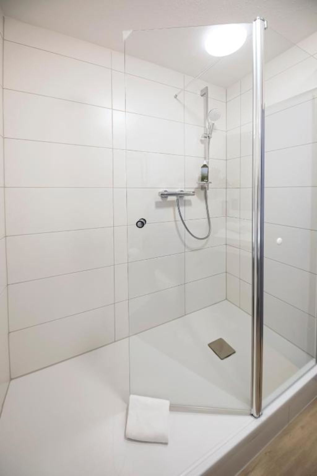 Rent 1 room apartment Langen (Hessen) | Entire place | Langen (Hessen) | Apartment Queen | Hominext