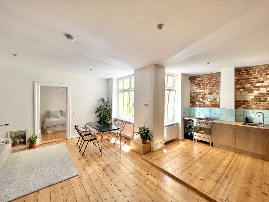 Miete 1 Zimmer Wohnung Berlin | Ganze Wohnung | Berlin | Ruhige Altbau Loft in TOP Szenelage mit Blick ins Grüne - Boxhagener Platz um die Ecke! | Hominext