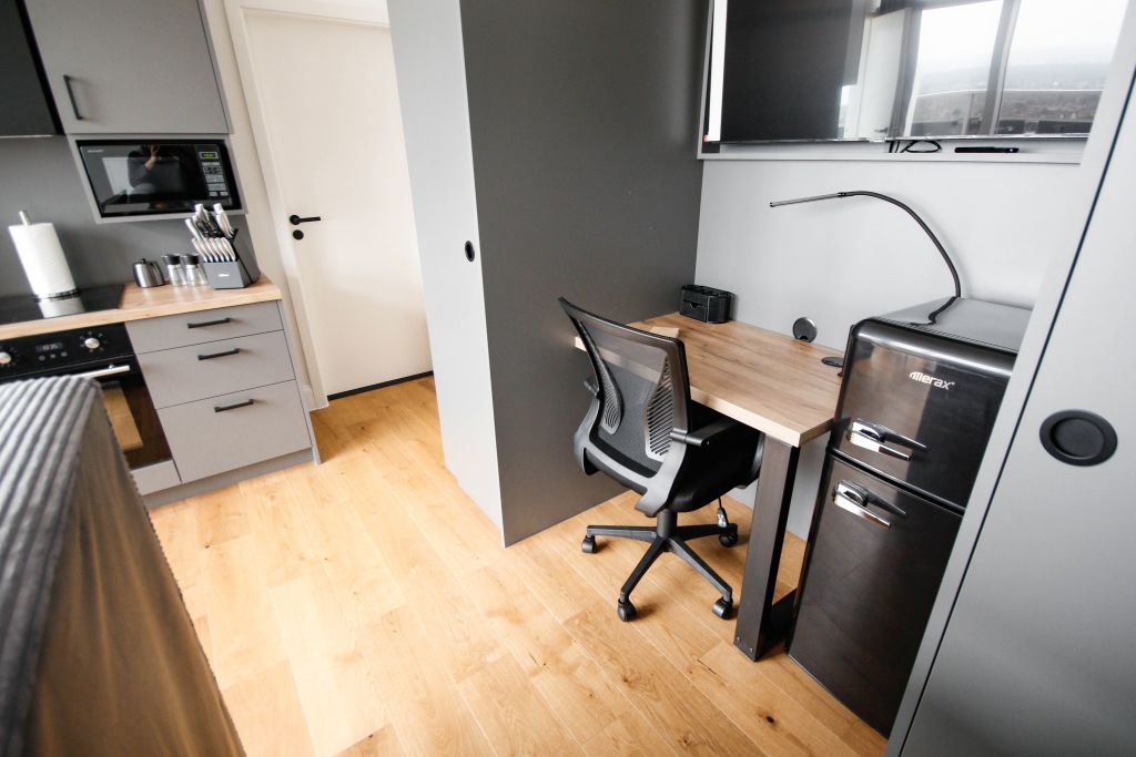 Miete 1 Zimmer Wohnung Köln | Ganze Wohnung | Köln | Luxus-Apartment, Klimaanlage, seperater Clubraum und Housekeeping | Hominext