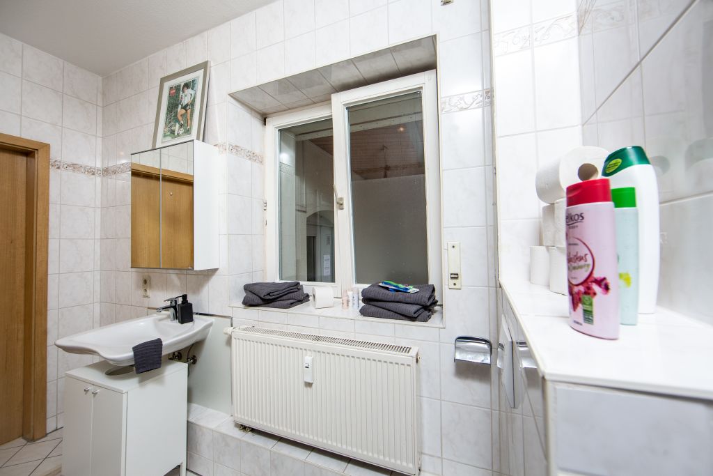 Miete 3 Zimmer Wohnung Erfurt | Ganze Wohnung | Erfurt | Zentral & geräumige Altbauwohnung mit 3SZ für 6P | Hominext