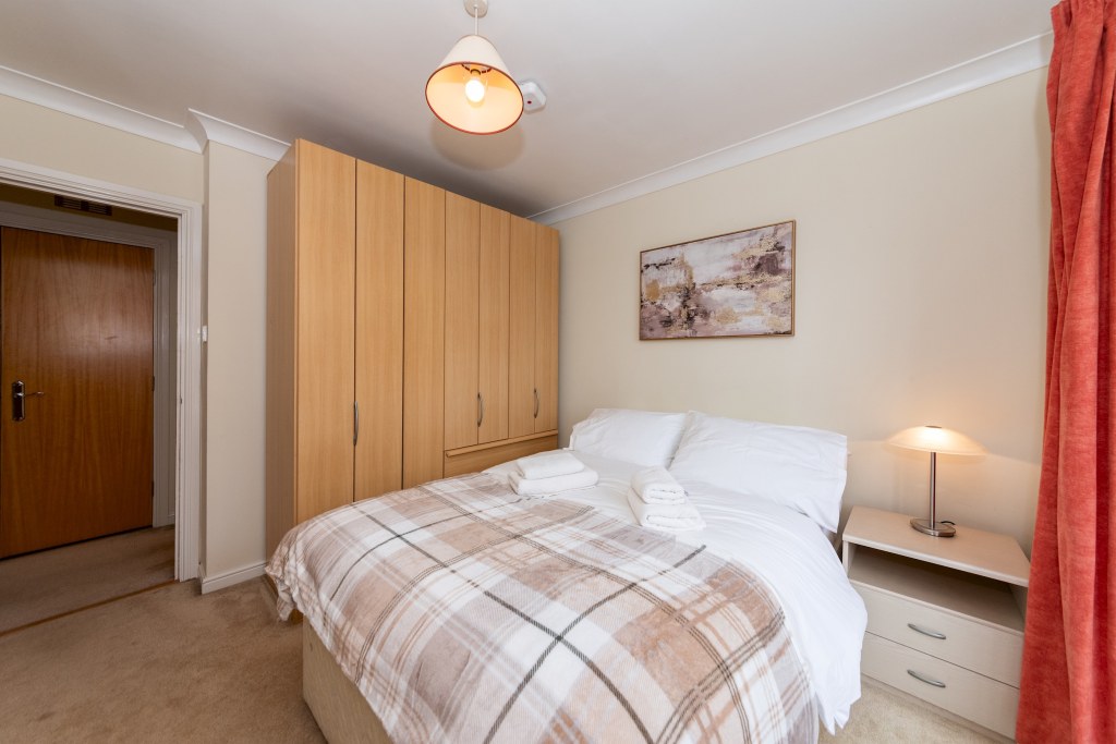 Flat 28, Regents Riverside, Brigham Road, RG1 8QS